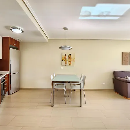 Spacious 2 Bedroom Flat In Playa De Apartment La Tejita