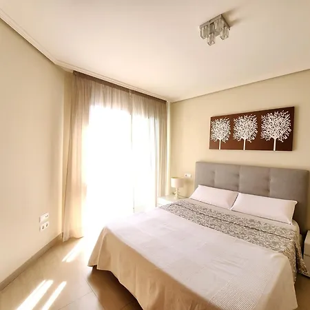 Apartament Spacious 2 Bedroom Flat In Playa De *