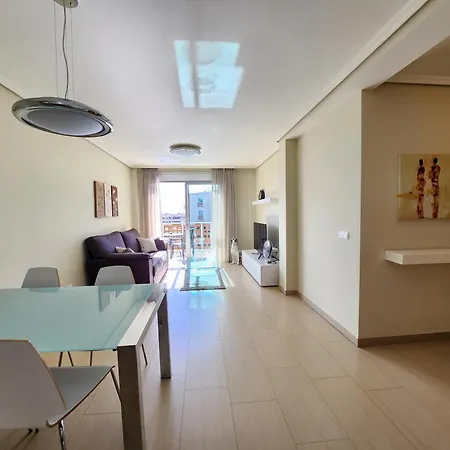 Spacious 2 Bedroom Flat In Playa De La Tejita